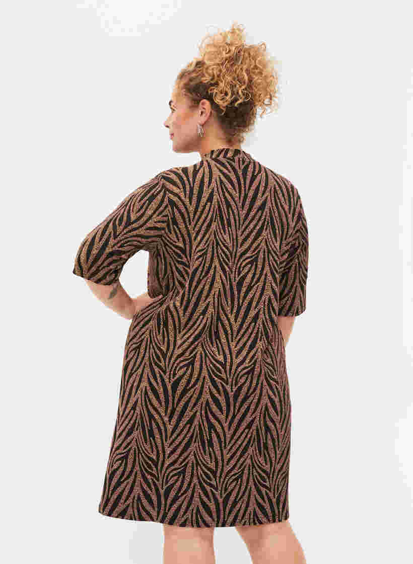 Gemustertes Kleid mit Glitzer und kurzen Ärmeln, Black Lurex AOP, Model image number 1