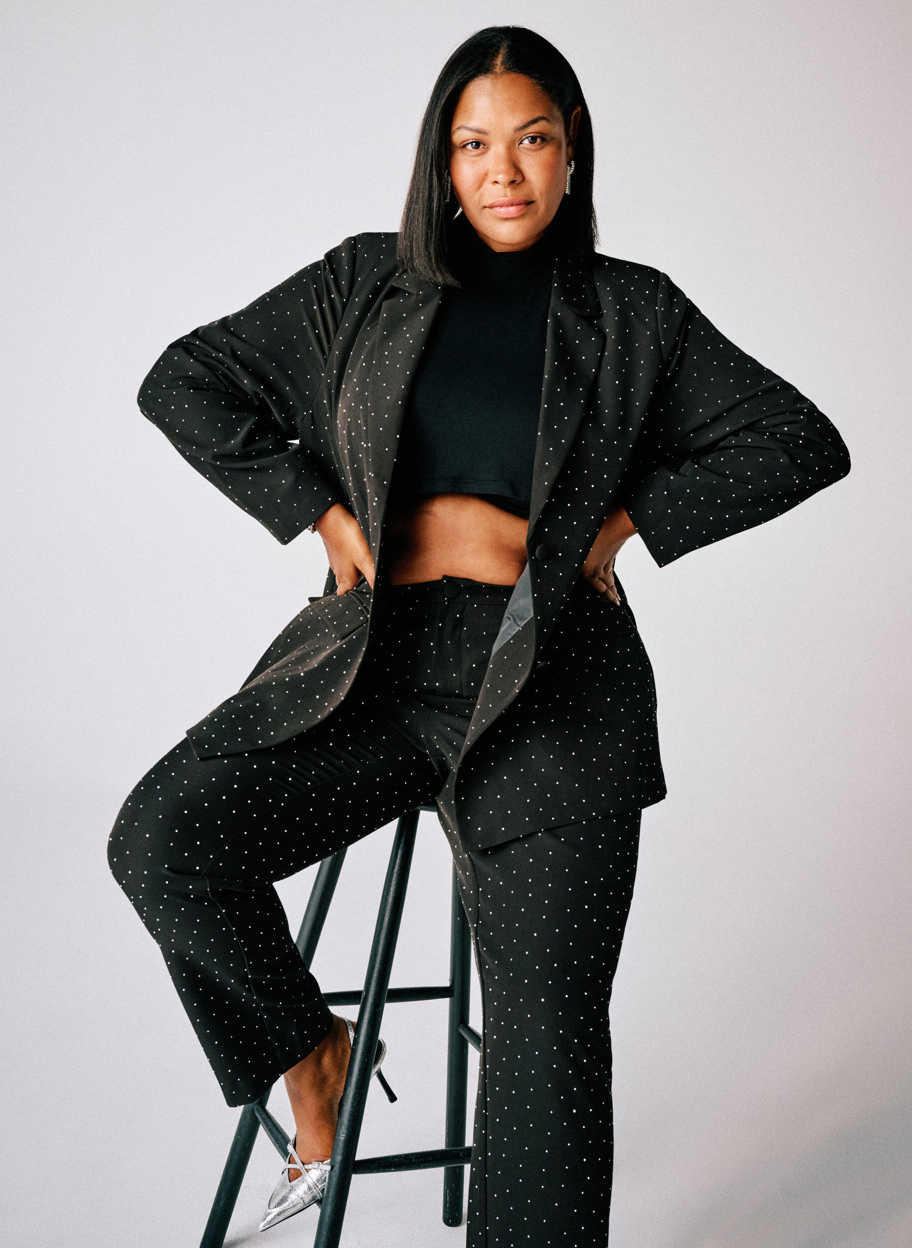 Zizzi Hose mit Strasssteinen und hoher Taille, Schwarz, Image image number 0