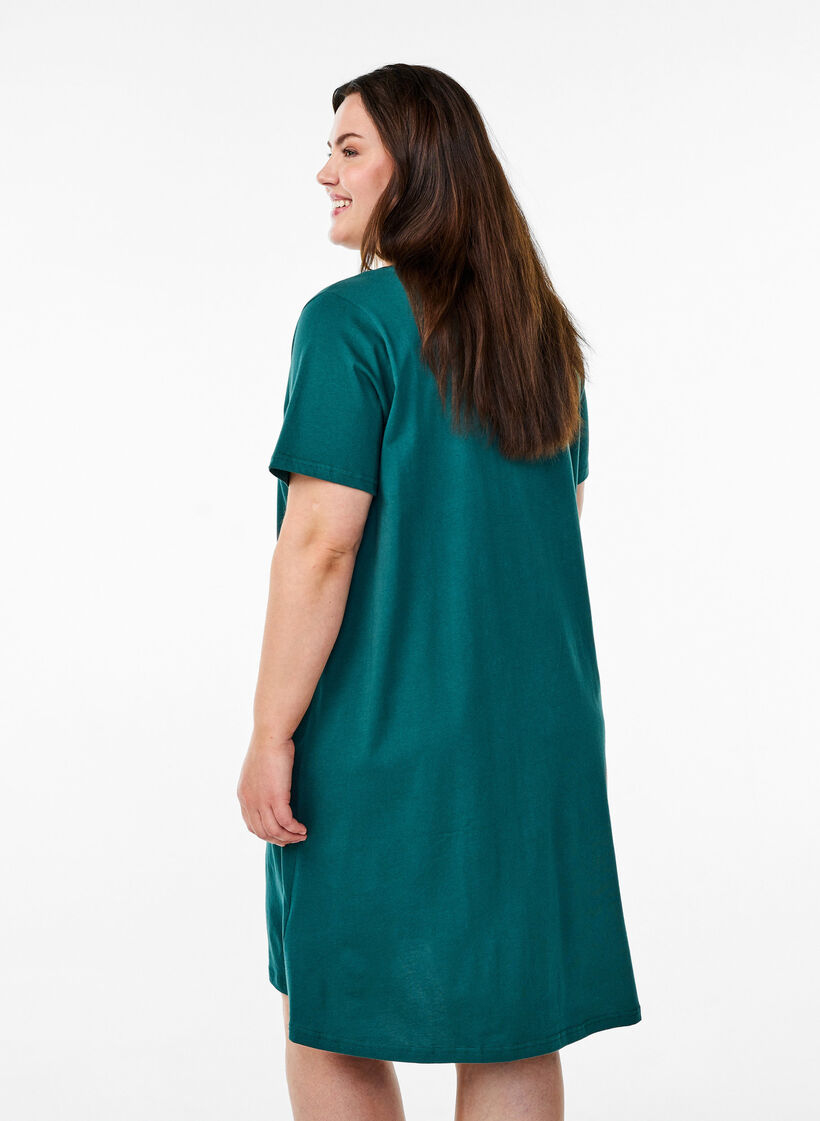 Nachthemd aus Bio-Baumwolle mit V-Ausschnitt, Gr&uuml;n, Model image number 2