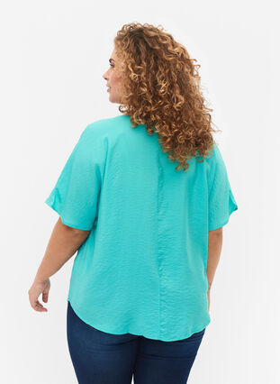 Viskose Bluse mit kurzen Ärmeln und V-Ausschnitt, Turquoise, Model image number 1