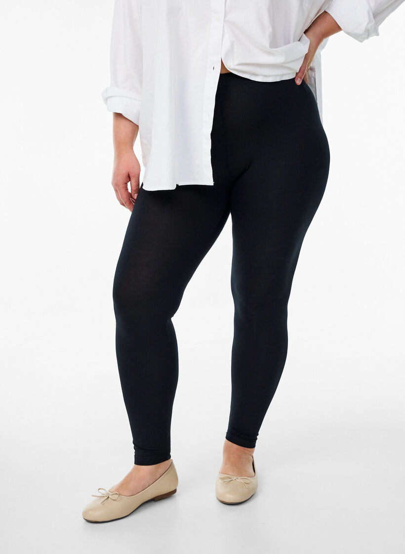 Basic-Leggings aus Viskose, Schwarz, Model image number 0