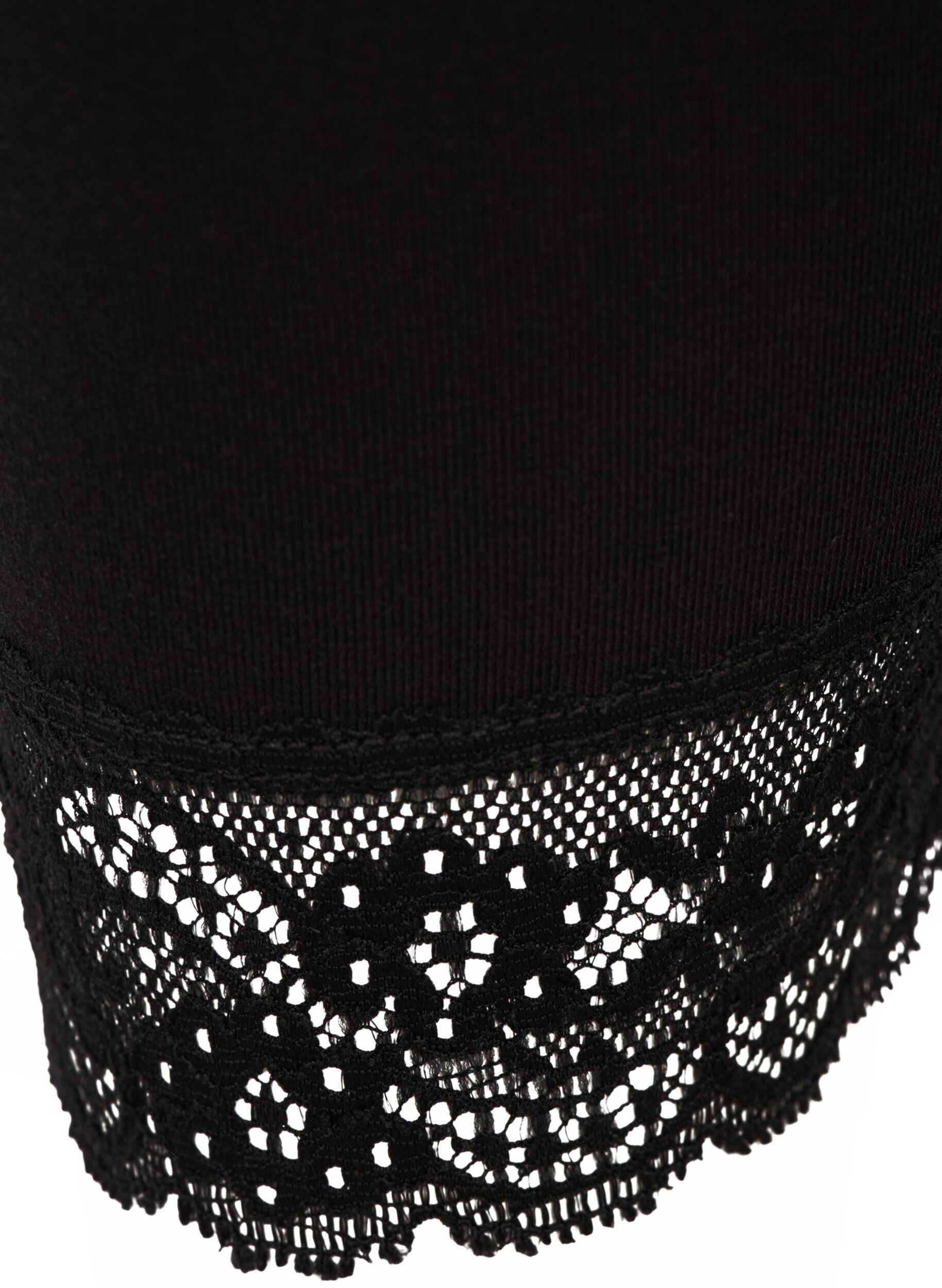 Zizzi Basic 3/4-Leggings mit Spitzensaum, Black, Packshot image number 2