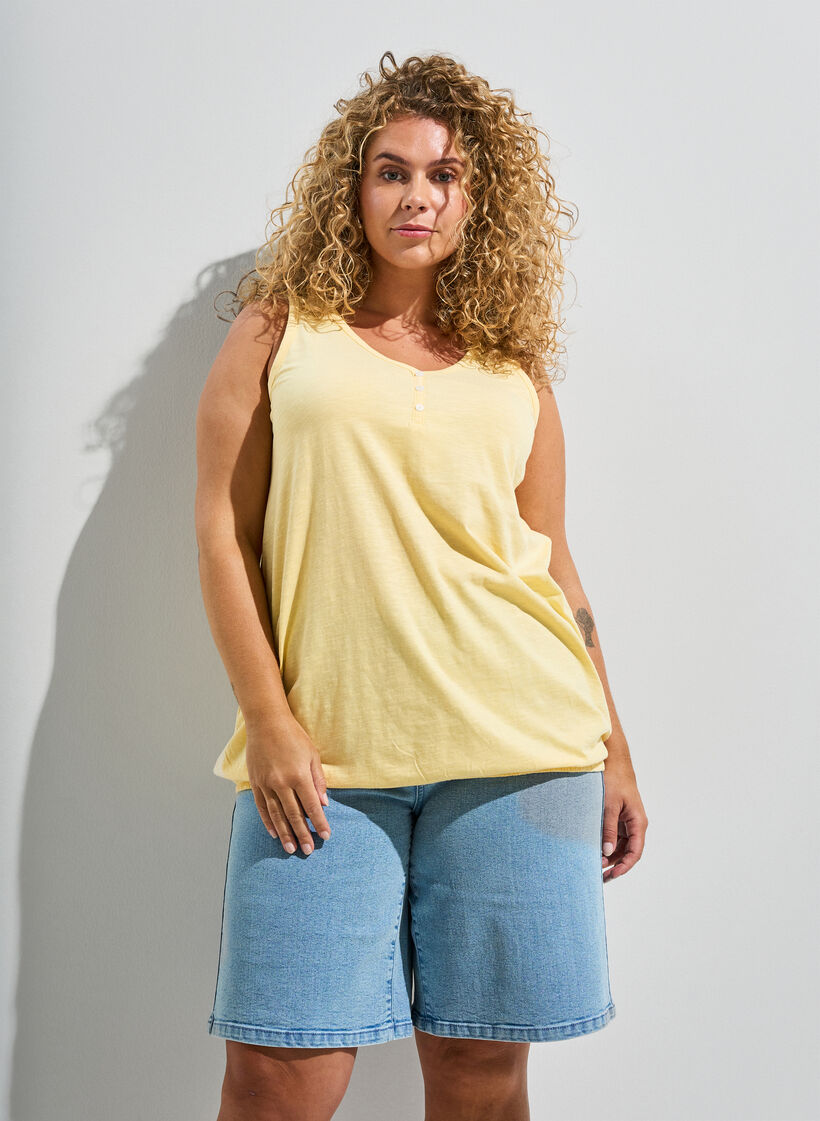 Sonniger und entspannter Stil, , Model