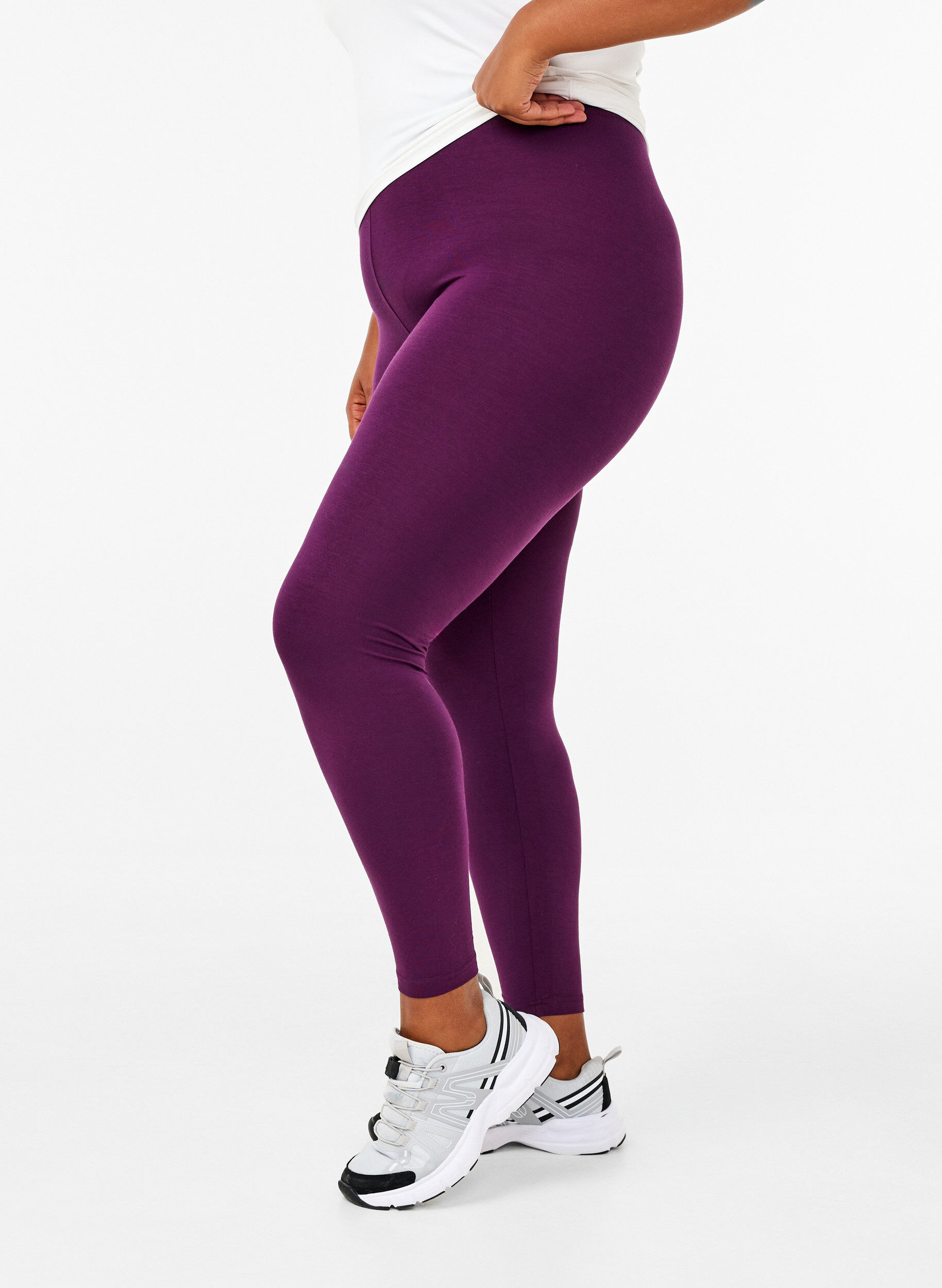 Zizzi Basic Leggings aus Viskose, Lila, Model image number 0