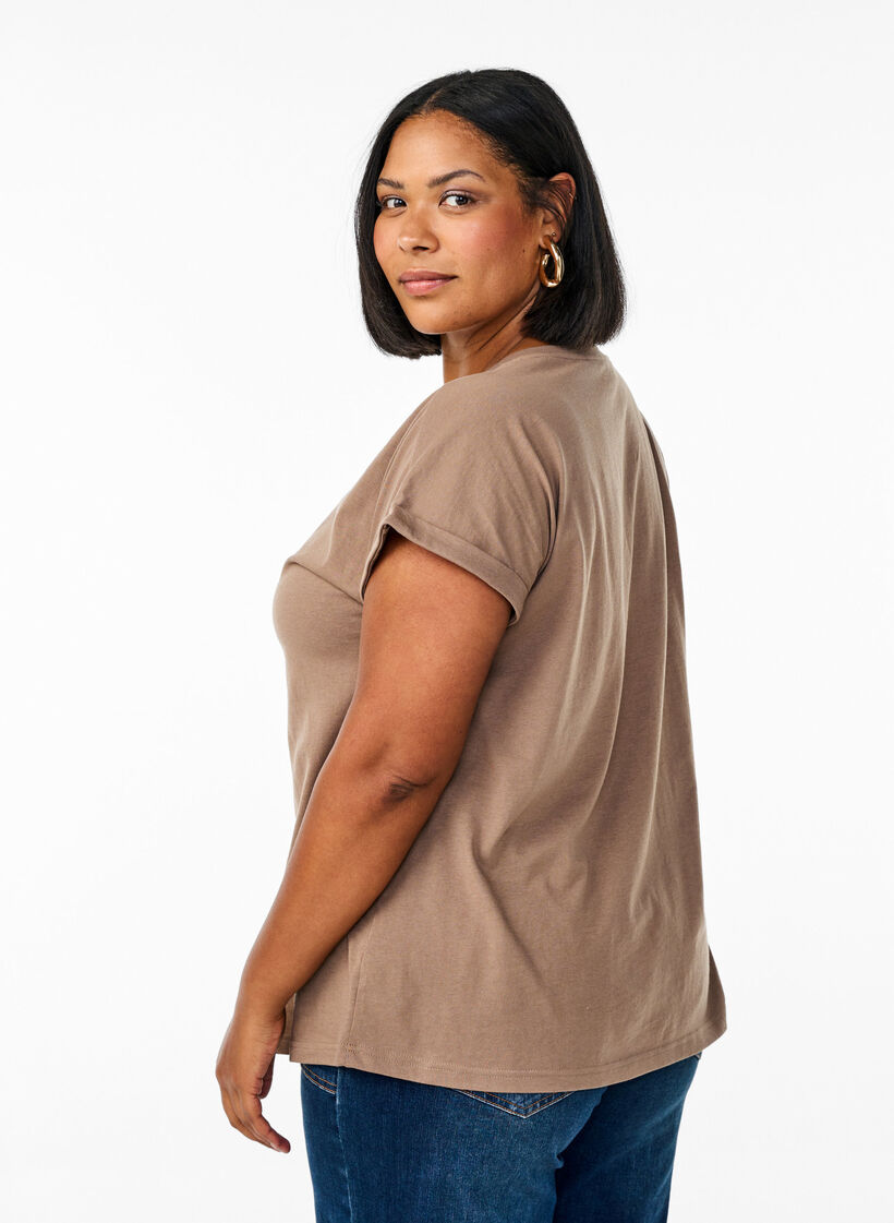 Kurz&auml;rmliges T-Shirt aus einer Baumwollmischung, Braun, Model image number 2