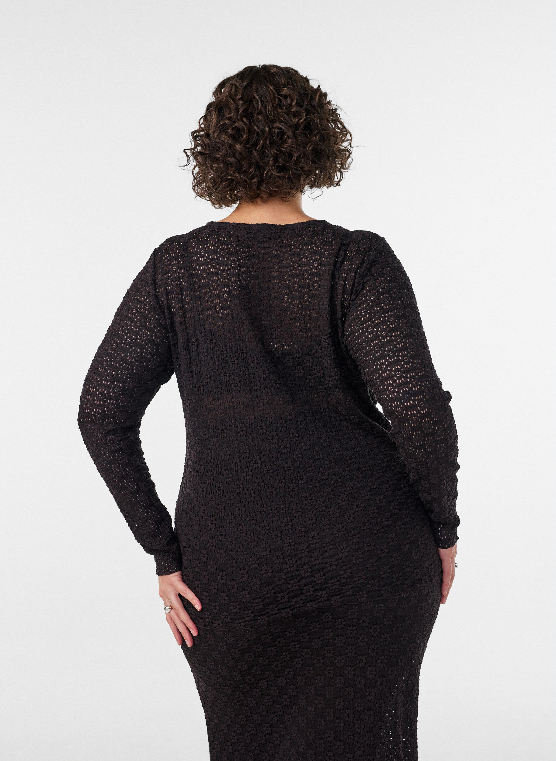 ZizziBluse mit Lochmuster und langen &Auml;rmeln, Schwarz, Model image number 2