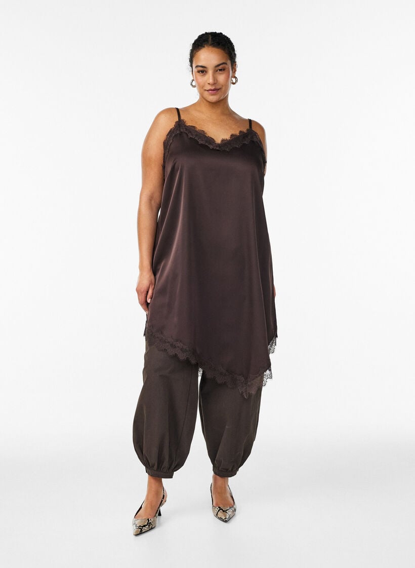 Spitzenkleid in Satinoptik, Braun, Model image number 1