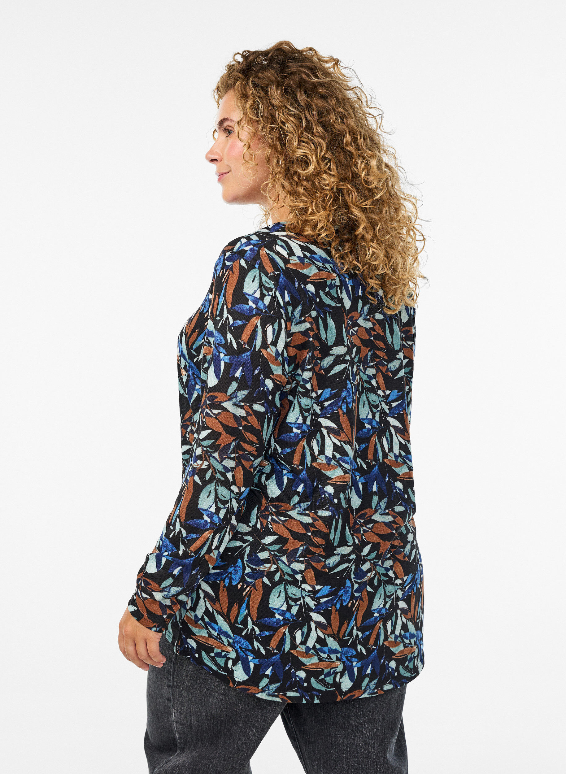 Zizzi Gemusterte Bluse mit langen &Auml;rmeln, Blau, Model image number 2