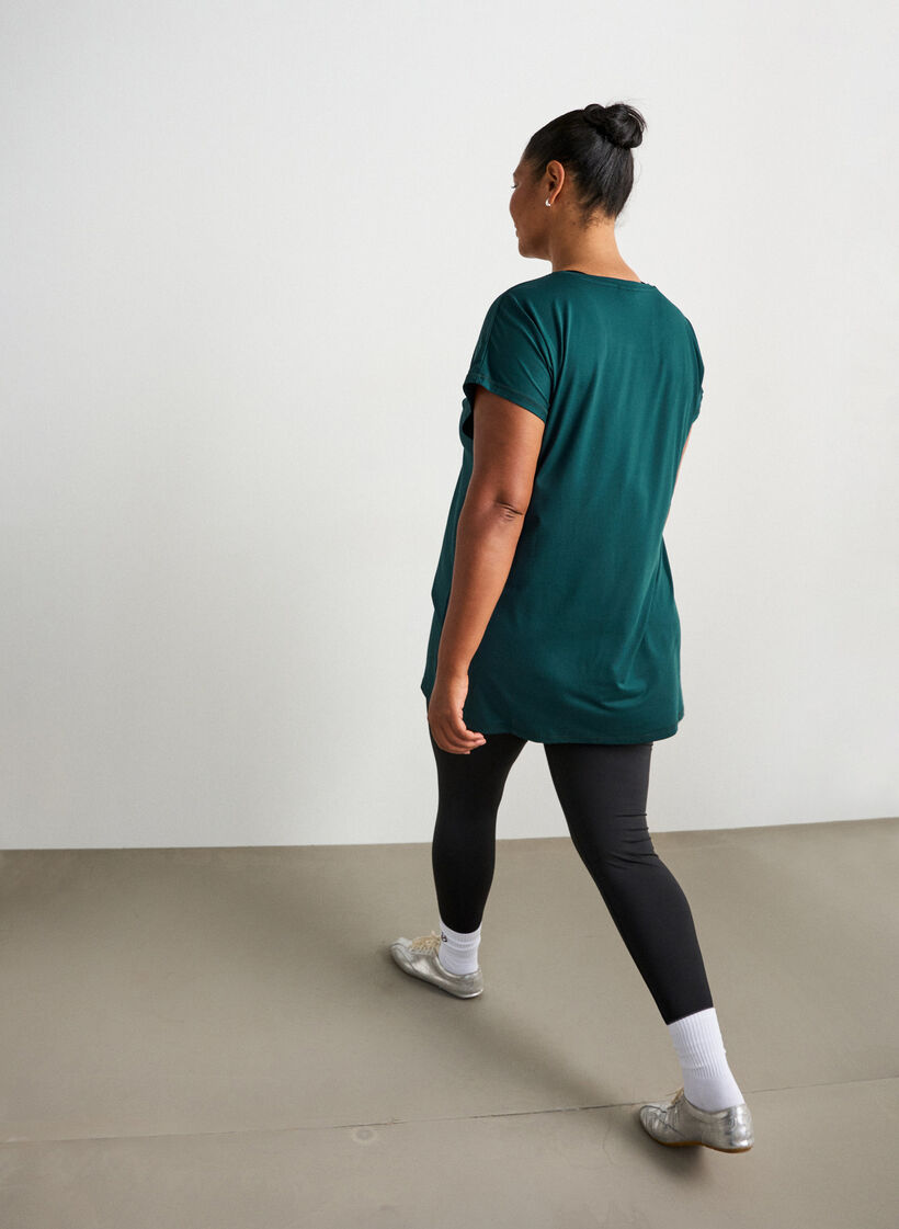 Langes Trainingsshirt, Gr&uuml;n, Model image number 2