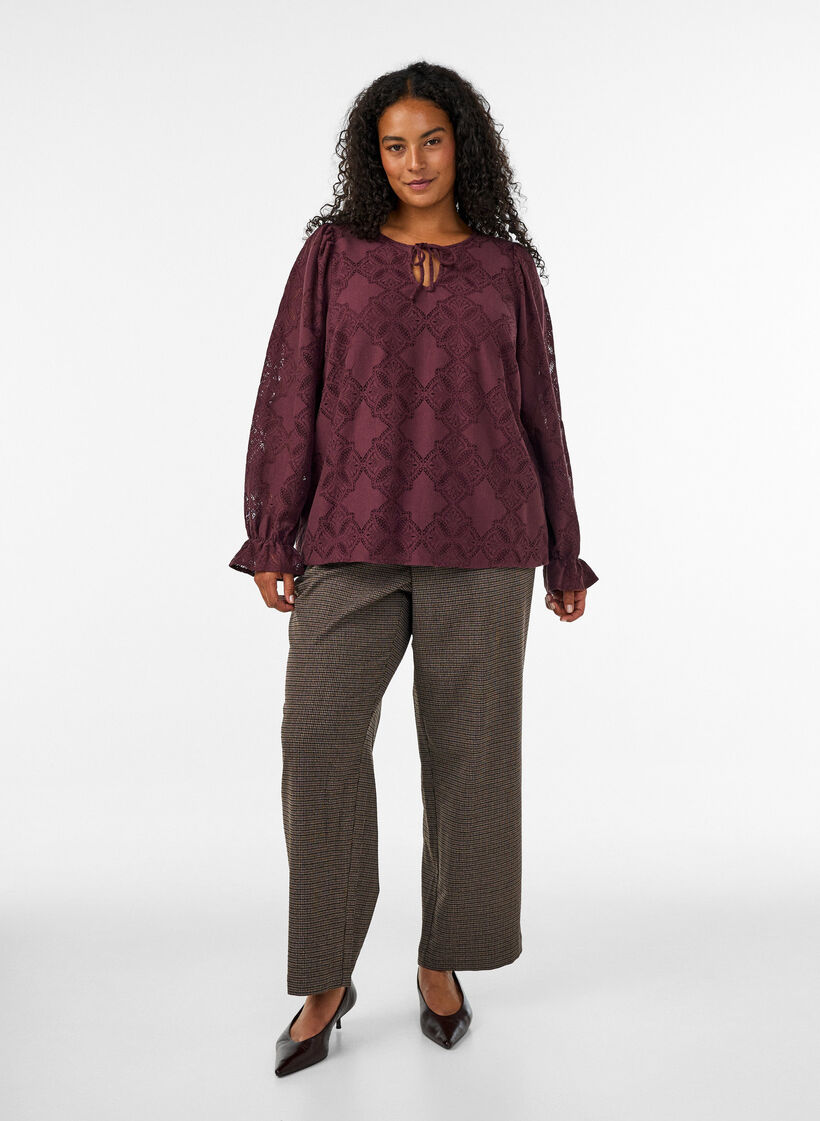 Langarmbluse mit Spitzenmuster, Dunkles Bordeaux, Model image number 1