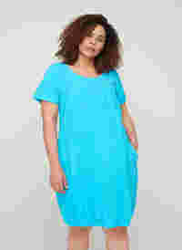Kurzarm Kleid aus Baumwolle, River Blue, Model