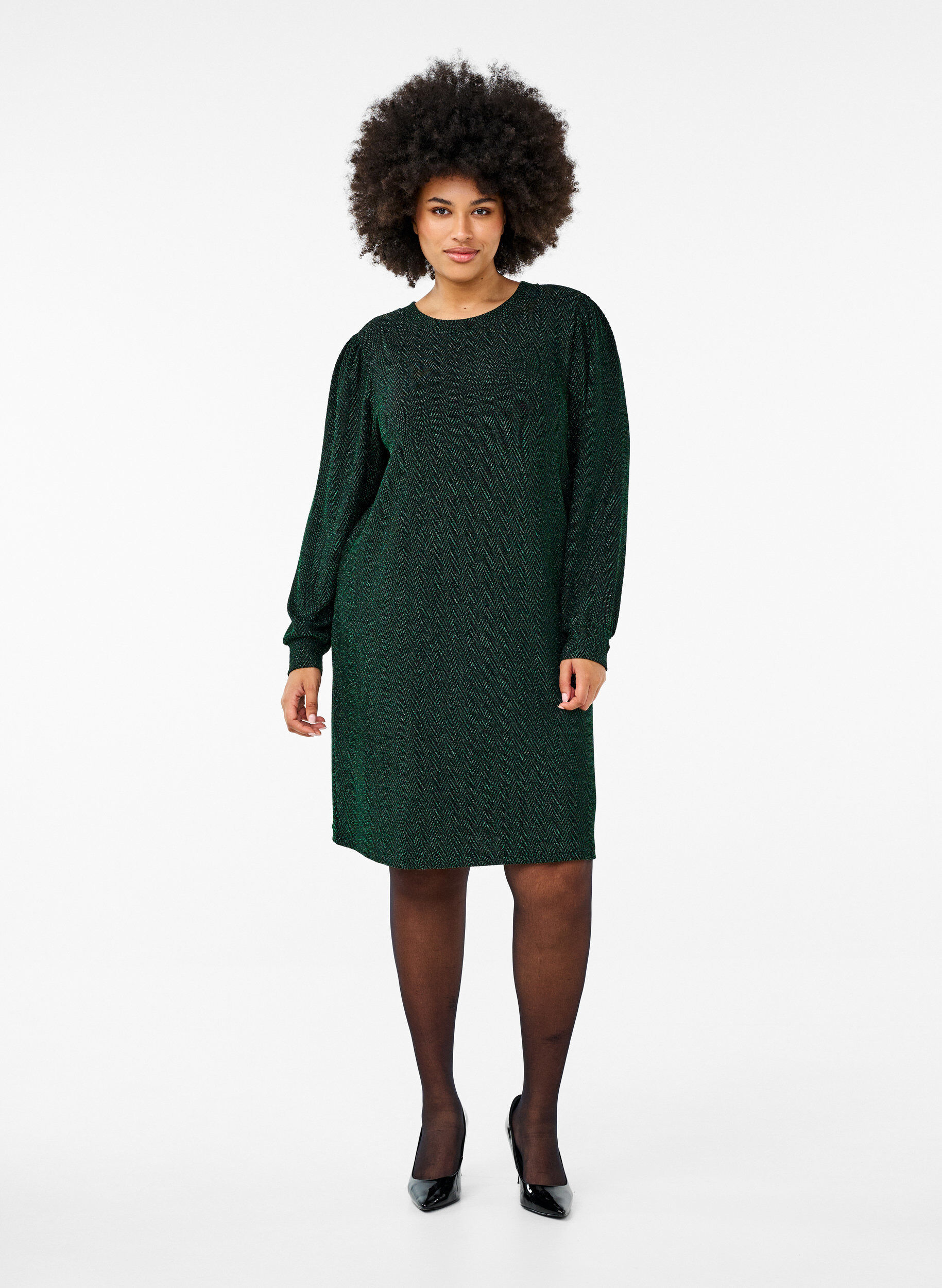 Zizzi Kleid mit Zickzackmuster und Glitzer, Scarab ZigZagShimmer, Model image number 2