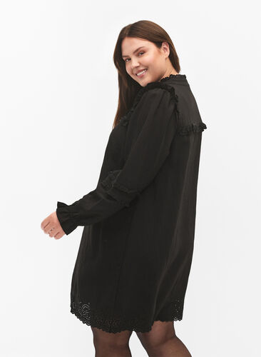 Kleid aus Viskose mit Lochstickerei und Rüschendetails, Black, Model image number 1