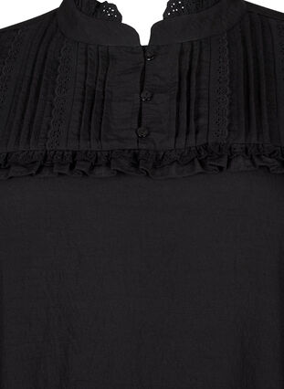 Kleid aus Viskose mit Lochstickerei und Rüschendetails, Black, Packshot image number 2