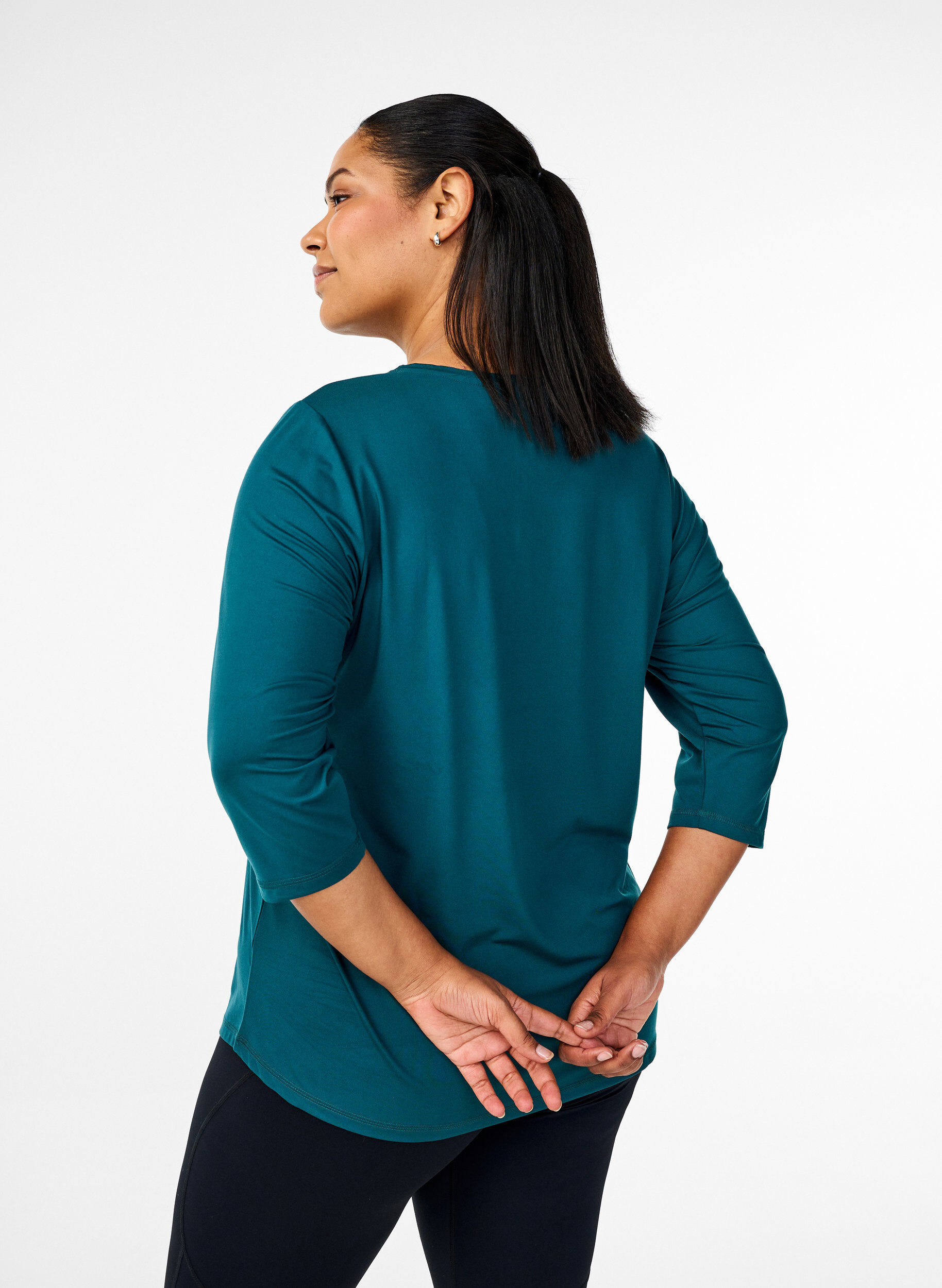 ZizziTrainingsshirt mit 3/4-&Auml;rmeln, Gr&uuml;n, Model image number 2