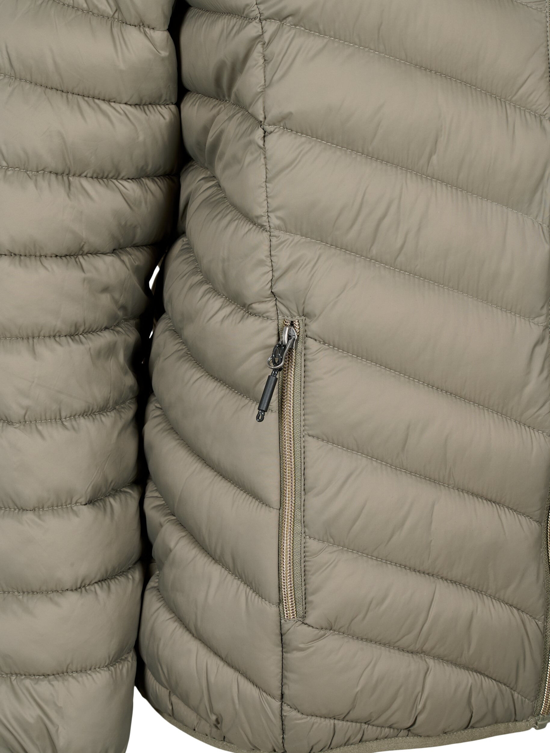 Zizzi Leichte Steppjacke mit Kapuze, Braun, Packshot image number 3