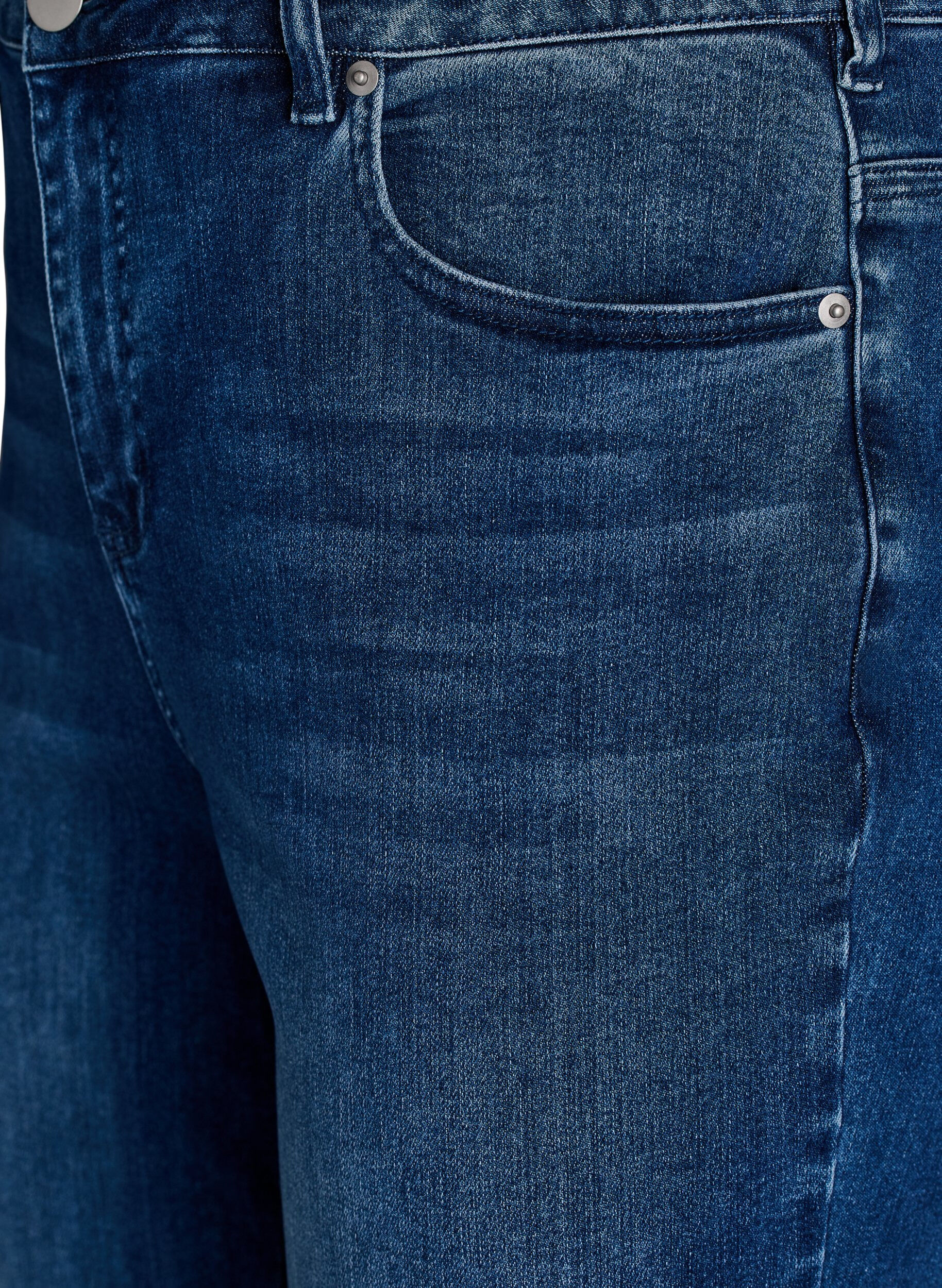 Zizzi Bootcut-Jeans mit hoher Taille, Blau, Packshot image number 2