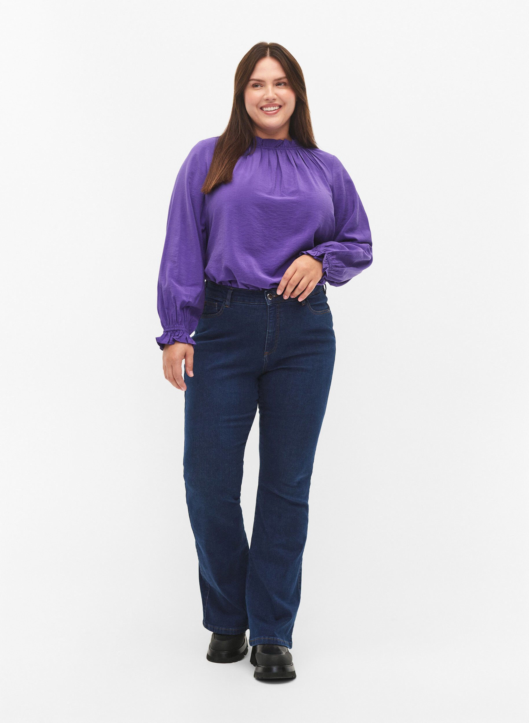 Zizzi Lang&auml;rmelige Viskosebluse mit R&uuml;schen, Prism Violet, Model image number 2