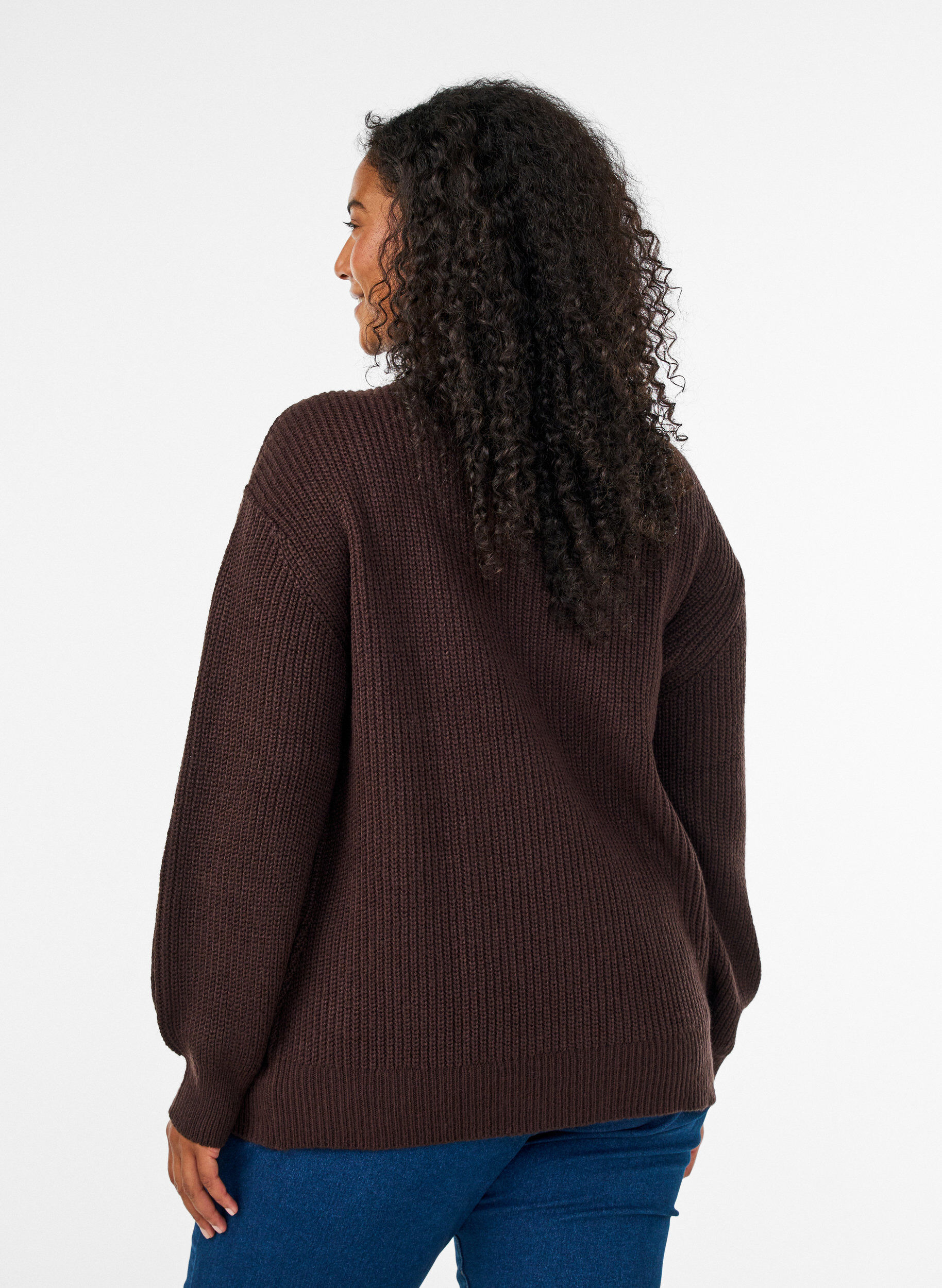 ZizziStrickpullover mit hohem Kragen und Rei&szlig;verschluss, Braun, Model image number 2