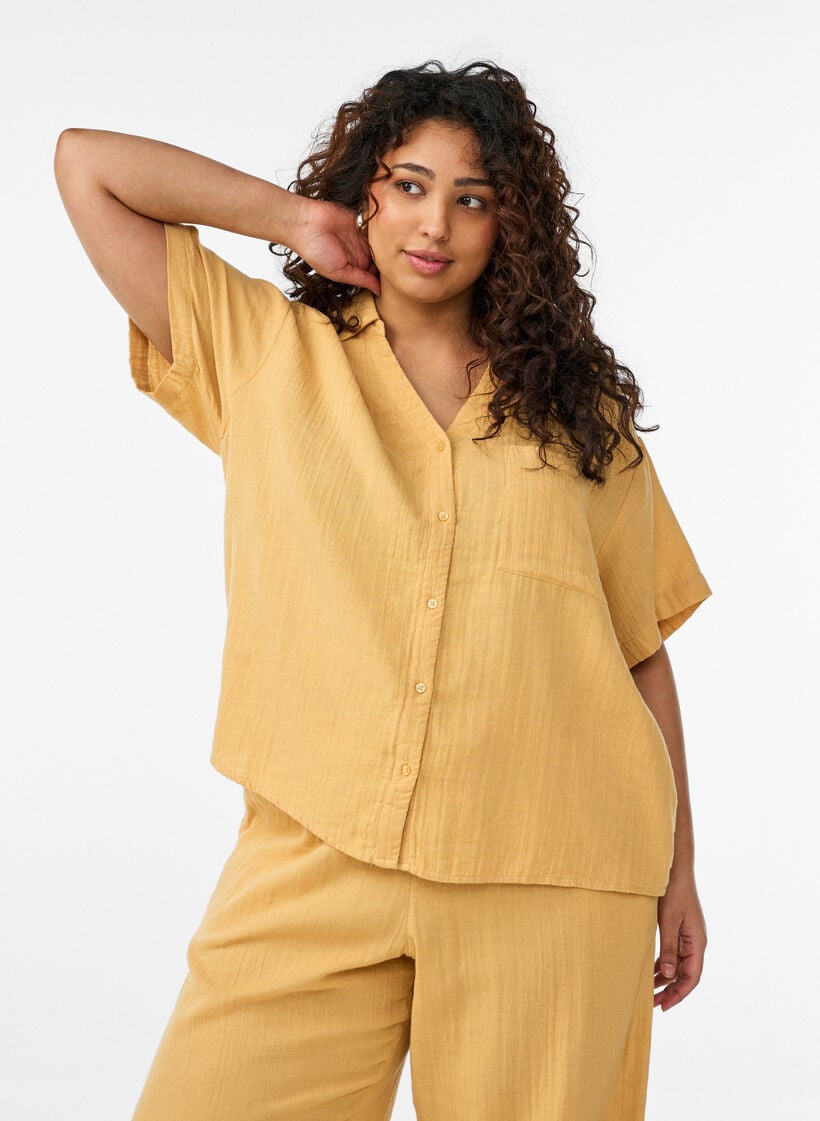 Bluse aus Baumwoll-Musselin mit kurzen &Auml;rmeln, Gelb, Model image number 0