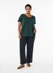 Einfarbiges basic T-Shirt aus Baumwolle, Gr&uuml;n, Model image number 1