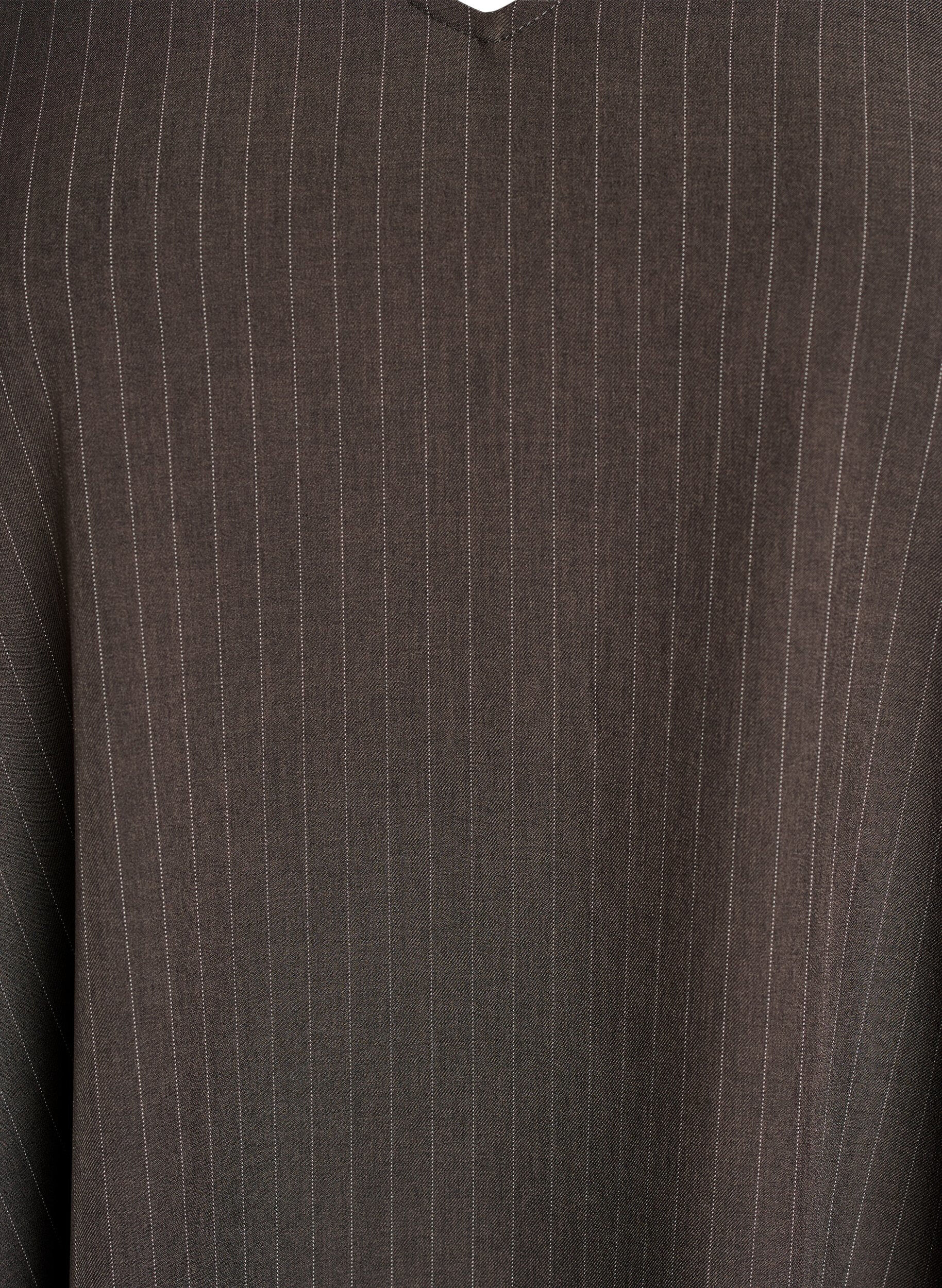 Zizzi&Auml;rmelloses A-Linien-Kleid mit Nadelstreifen, Braun, Packshot image number 2