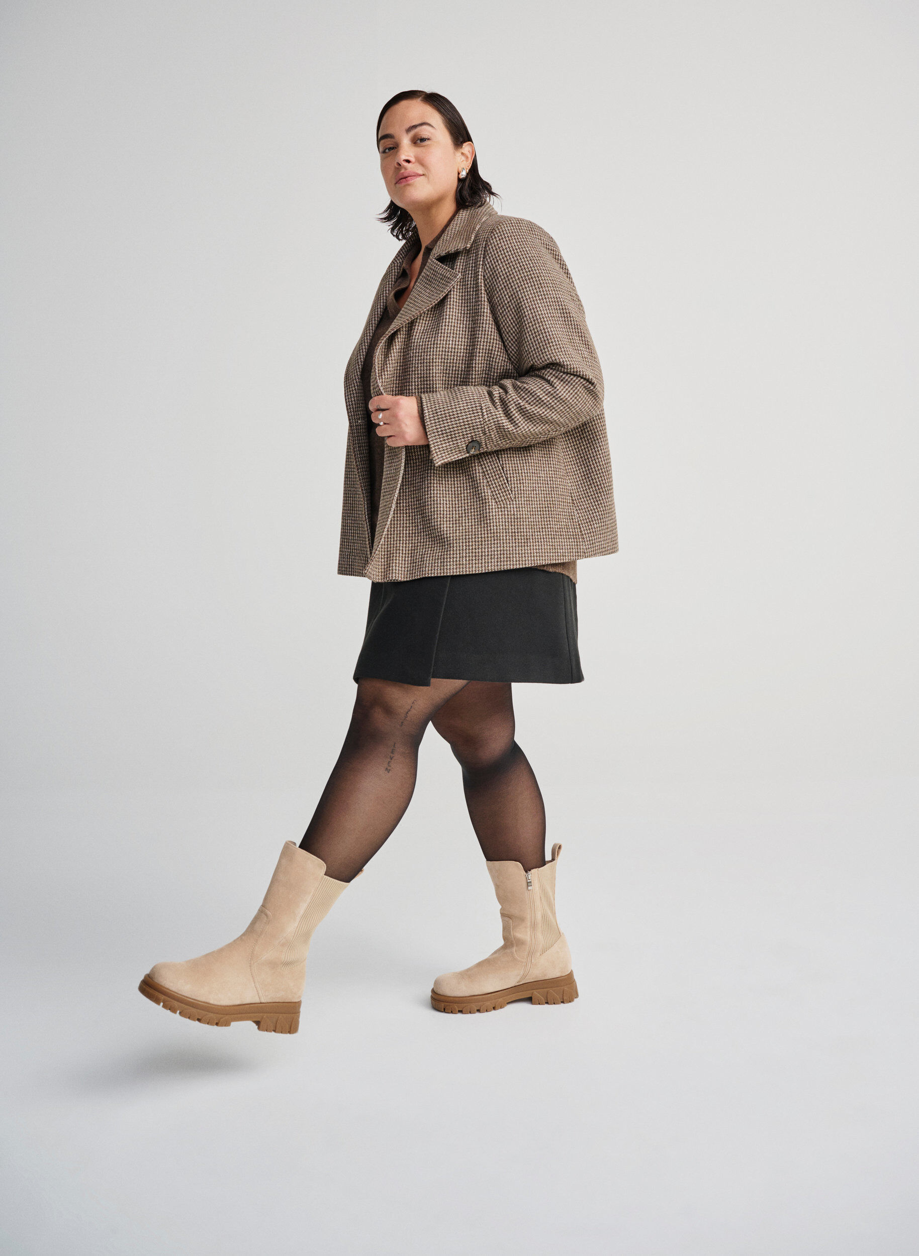 ZizziChunky-Stiefel aus Kunstwildleder, Beige, Image image number 0