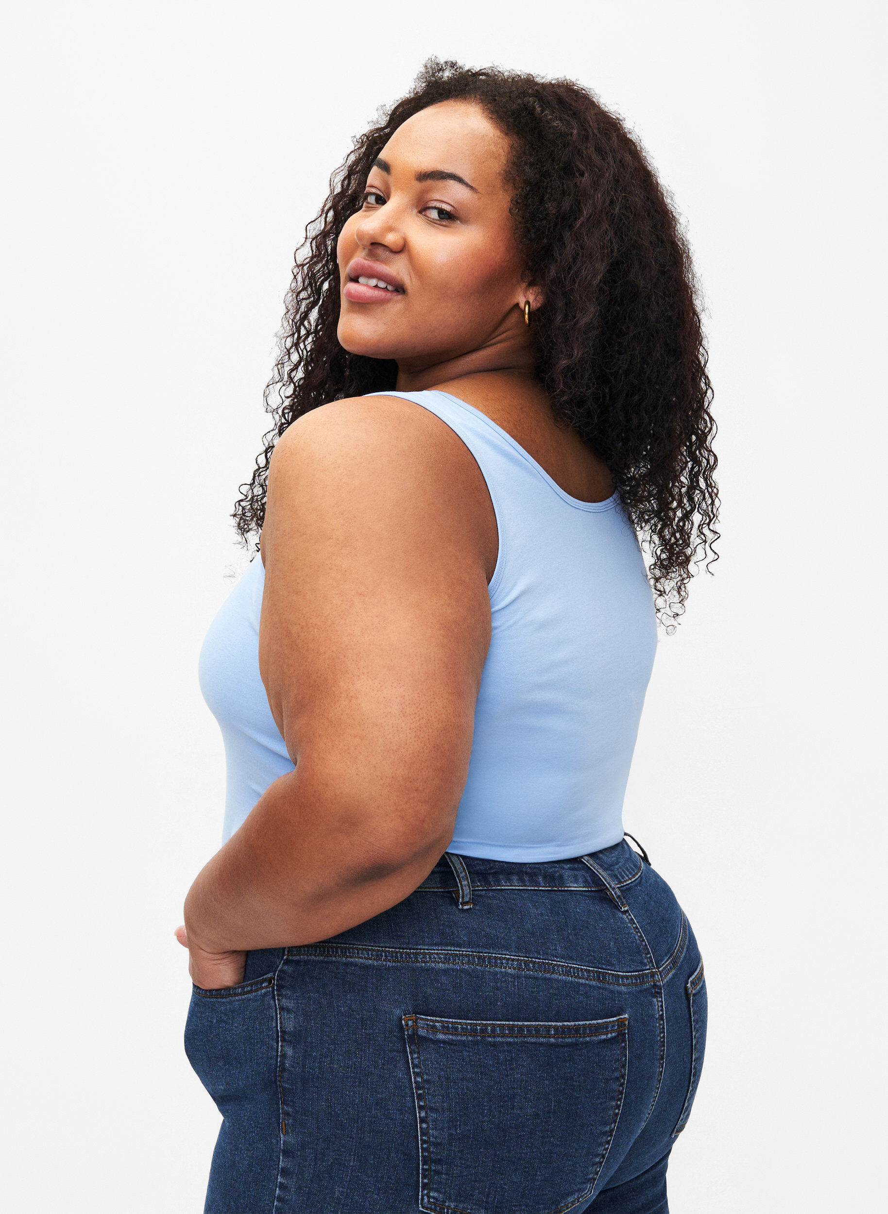 Zizzi Solide Farbe Grundoberteil aus Baumwolle, Blau, Model image number 2