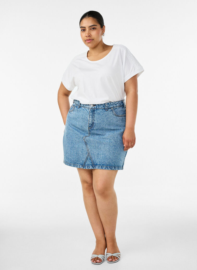 T-shirt aus Baumwolle mit H&auml;keldetail, Wei&szlig;, Model image number 1