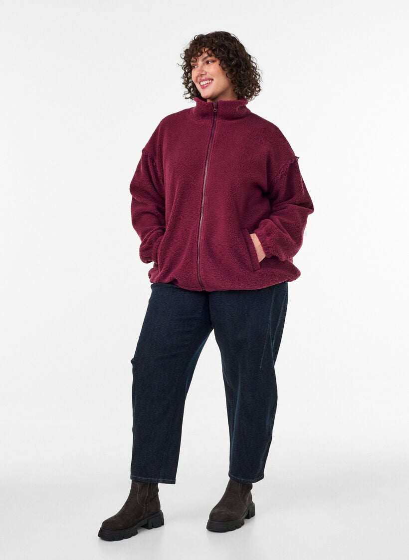 Teddyjacke mit Details aus Lochstickerei und hohem Kragen, Rot, Model image number 1