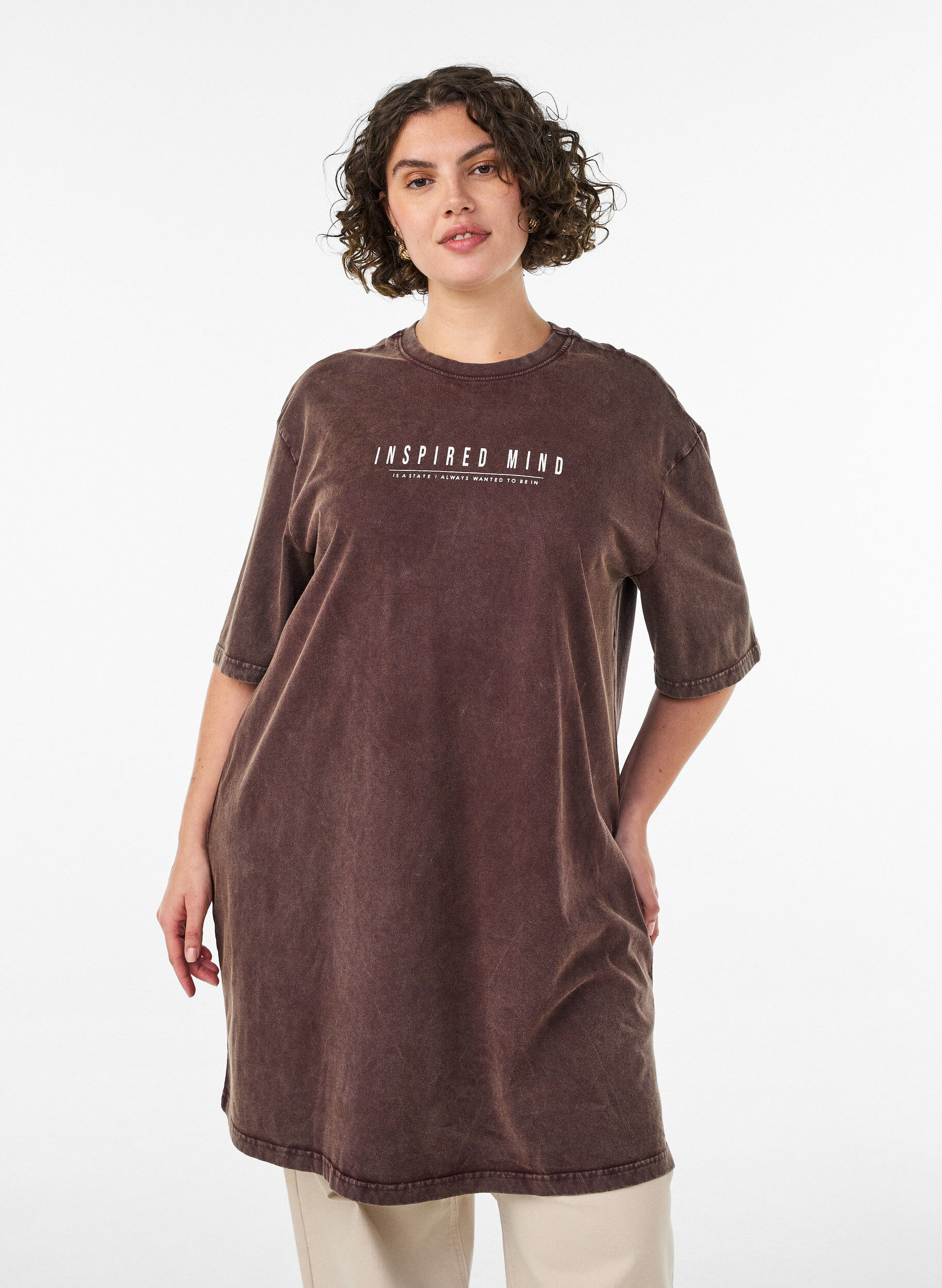 ZizziLockeres T-Shirt-Kleid mit Washed-Optik, Braun, Model image number 0