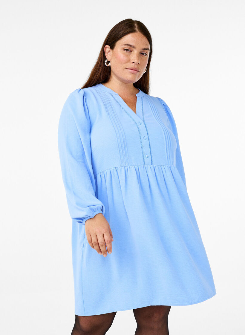 FLASH - Kurzes Kleid mit Falten und langen Ärmeln, Blau, Model image number 0
