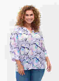 Bluse mit Print und 3/4-Ärmeln, Blue Lilac AOP, Model