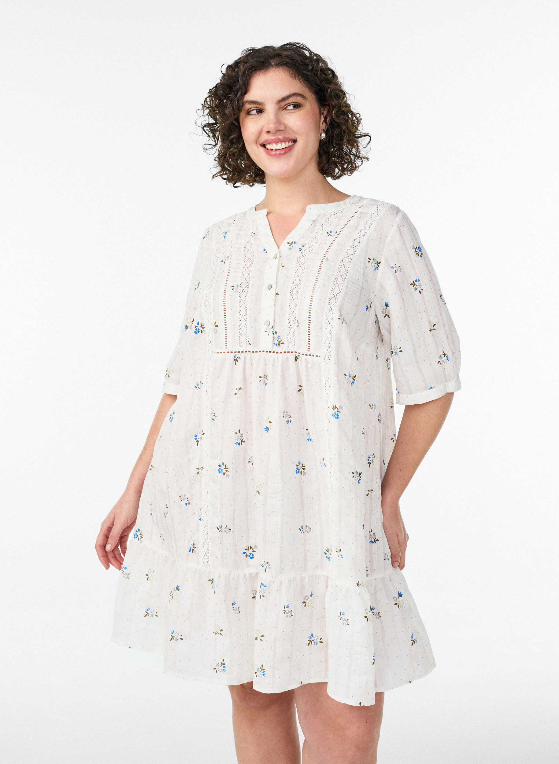 ZizziKurzes Viskosekleid mit Spitzenbesatz und A-Linien-Schnitt, Vanille, Model image number 0