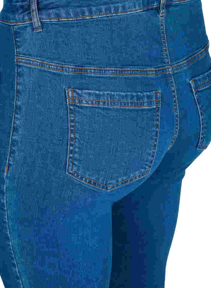 Ellen Bootcut Jeans mit großen Taschen, Blue denim, Packshot image number 3