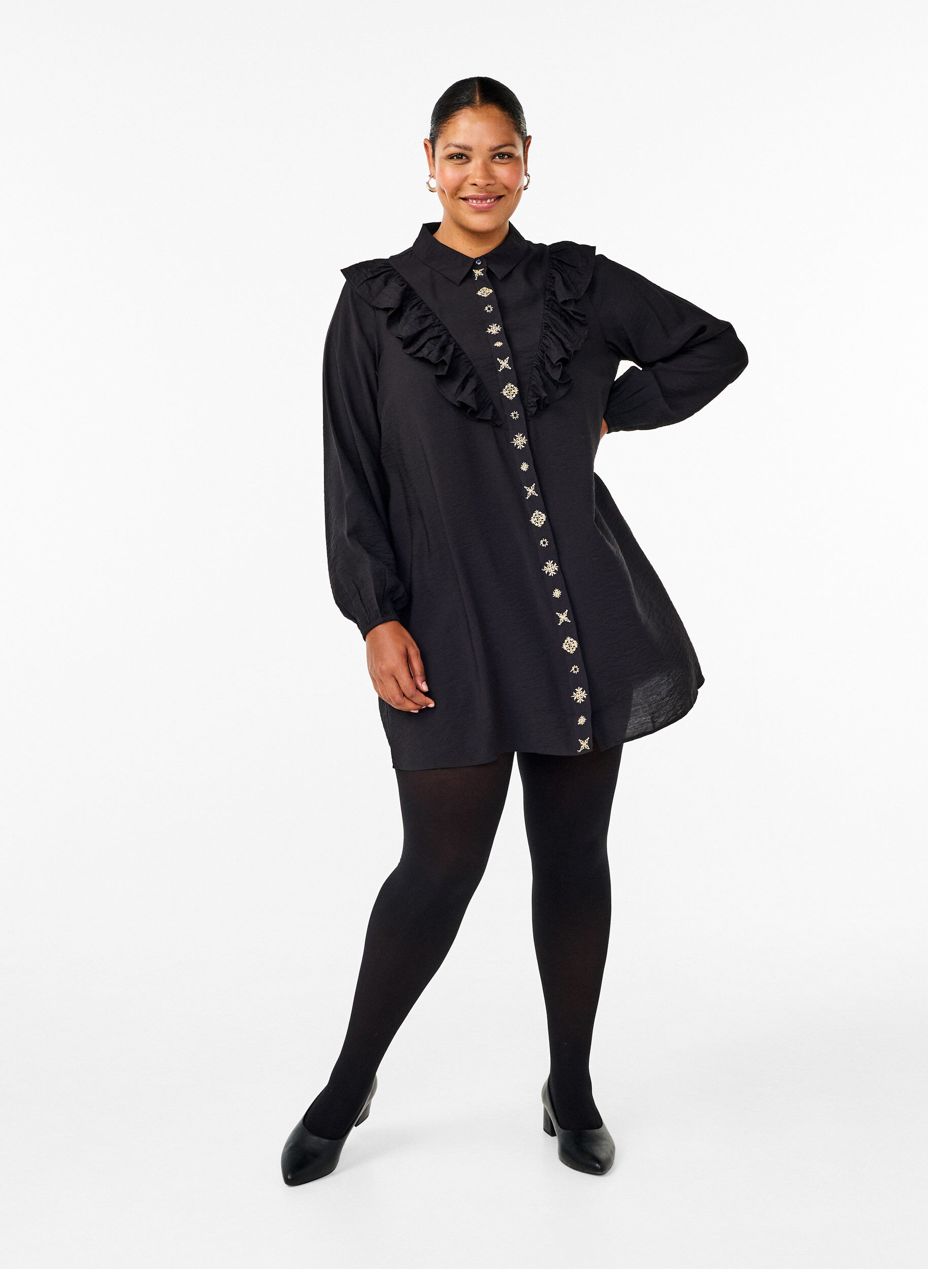 Zizzi Hemdblusenkleid mit R&uuml;schen und Stickereien, Black, Model image number 3