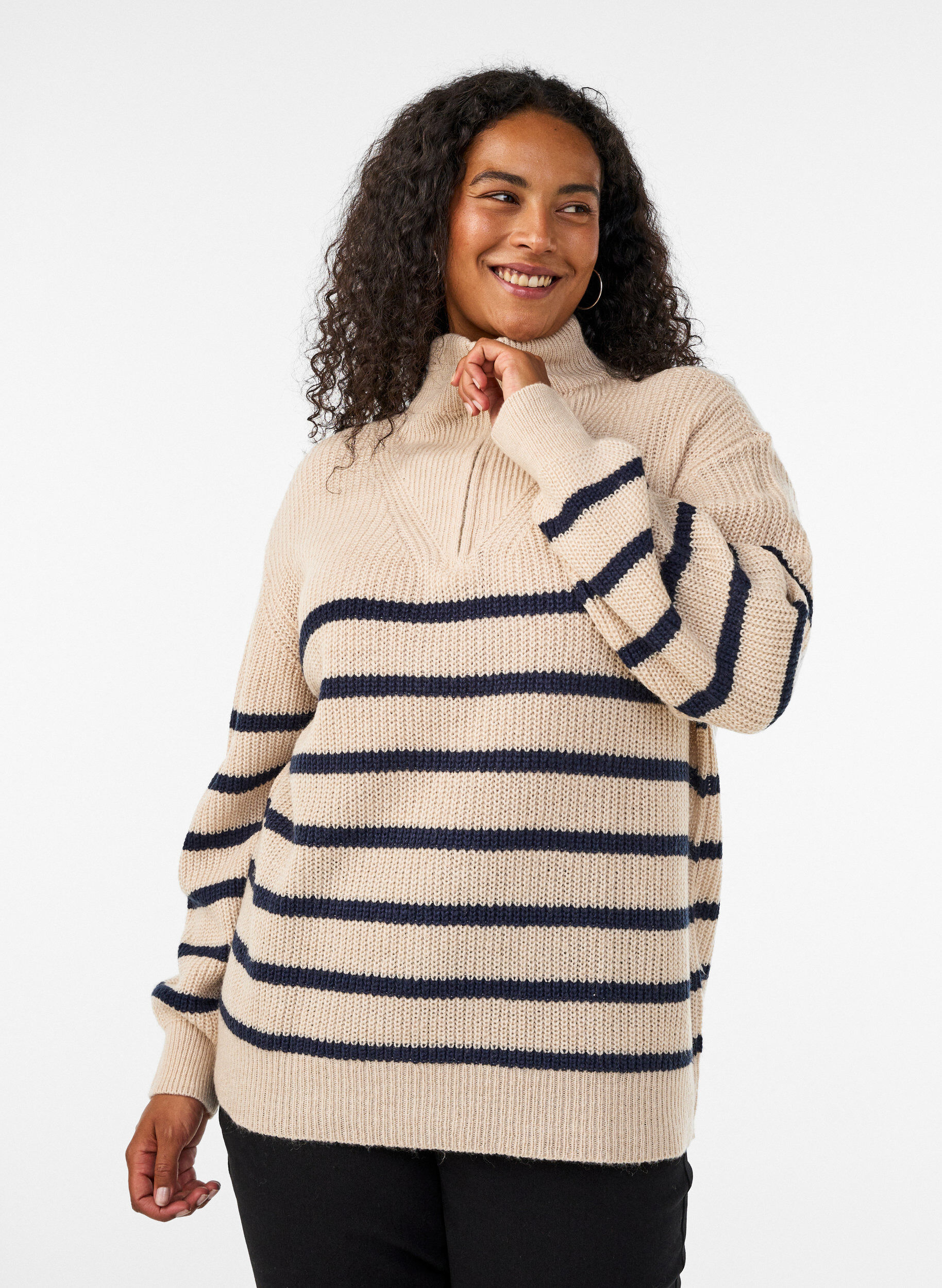 ZizziStrickpullover mit hohem Kragen und Rei&szlig;verschluss, Vanille, Model image number 0