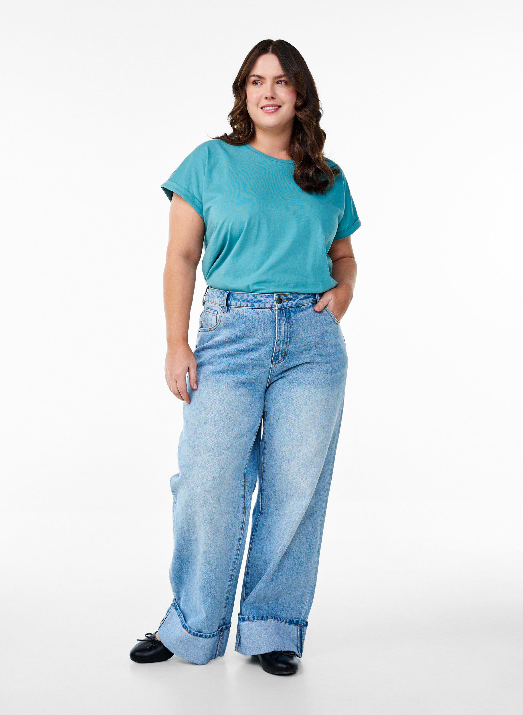 Zizzi Kurz&auml;rmeliges T-Shirt aus einer Baumwollmischung, Blau, Model image number 1