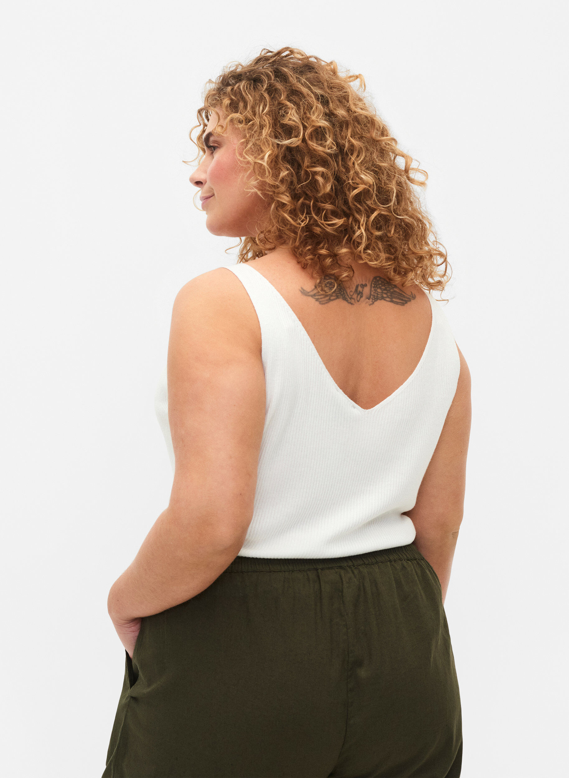 Zizzi Gestricktes Top mit V-Ausschnitt, Cloud Dancer, Model image number 1