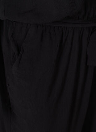 Jumpsuit aus Viskose mit Bindeband und V-Ausschnitt, Black, Packshot image number 3
