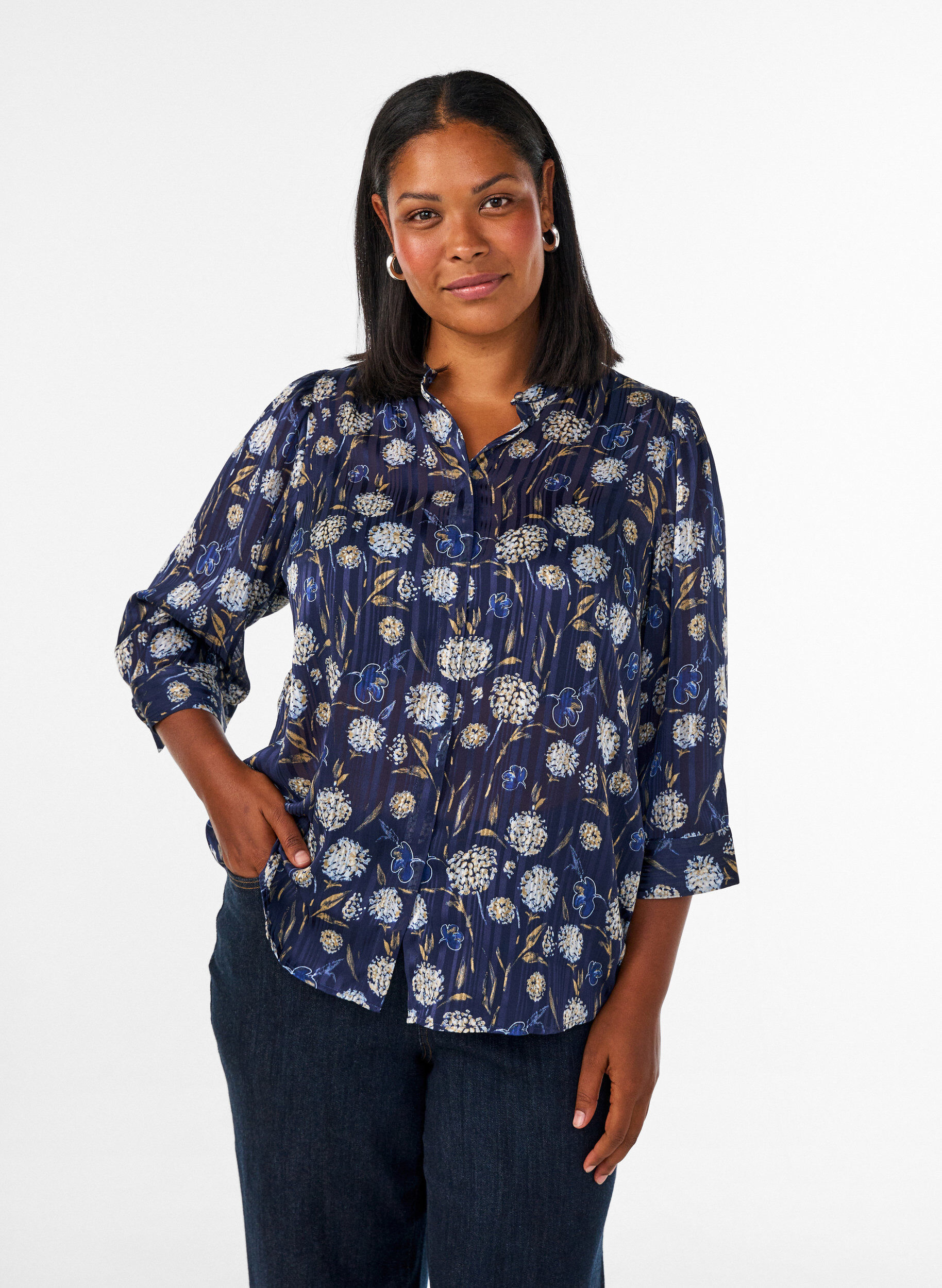 ZizziGemusterte Bluse mit Stehkragen und 3/4-&Auml;rmeln, Blau, Model image number 0