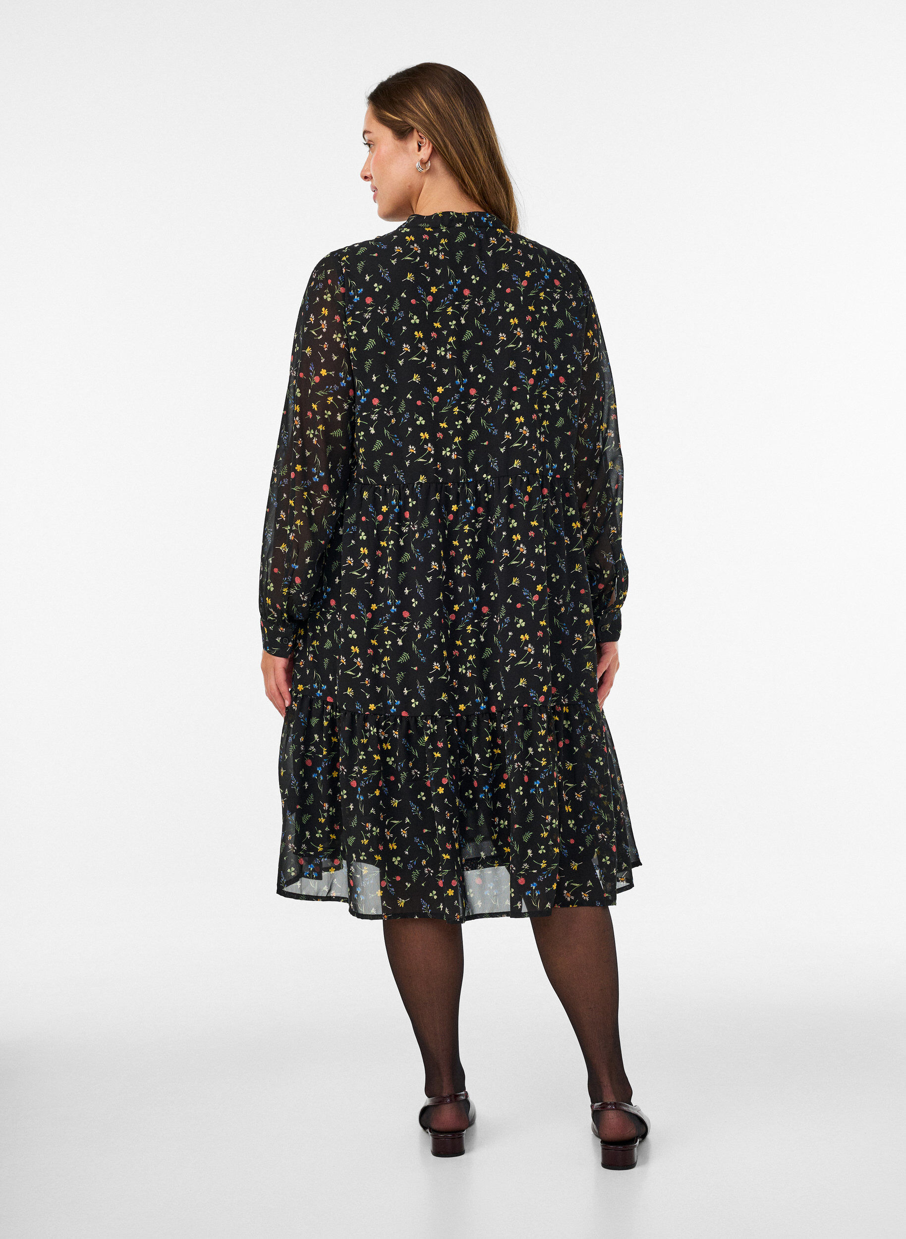 ZizziKleid mit Allover-Muster und einer Volantlage, Schwarz, Model image number 1