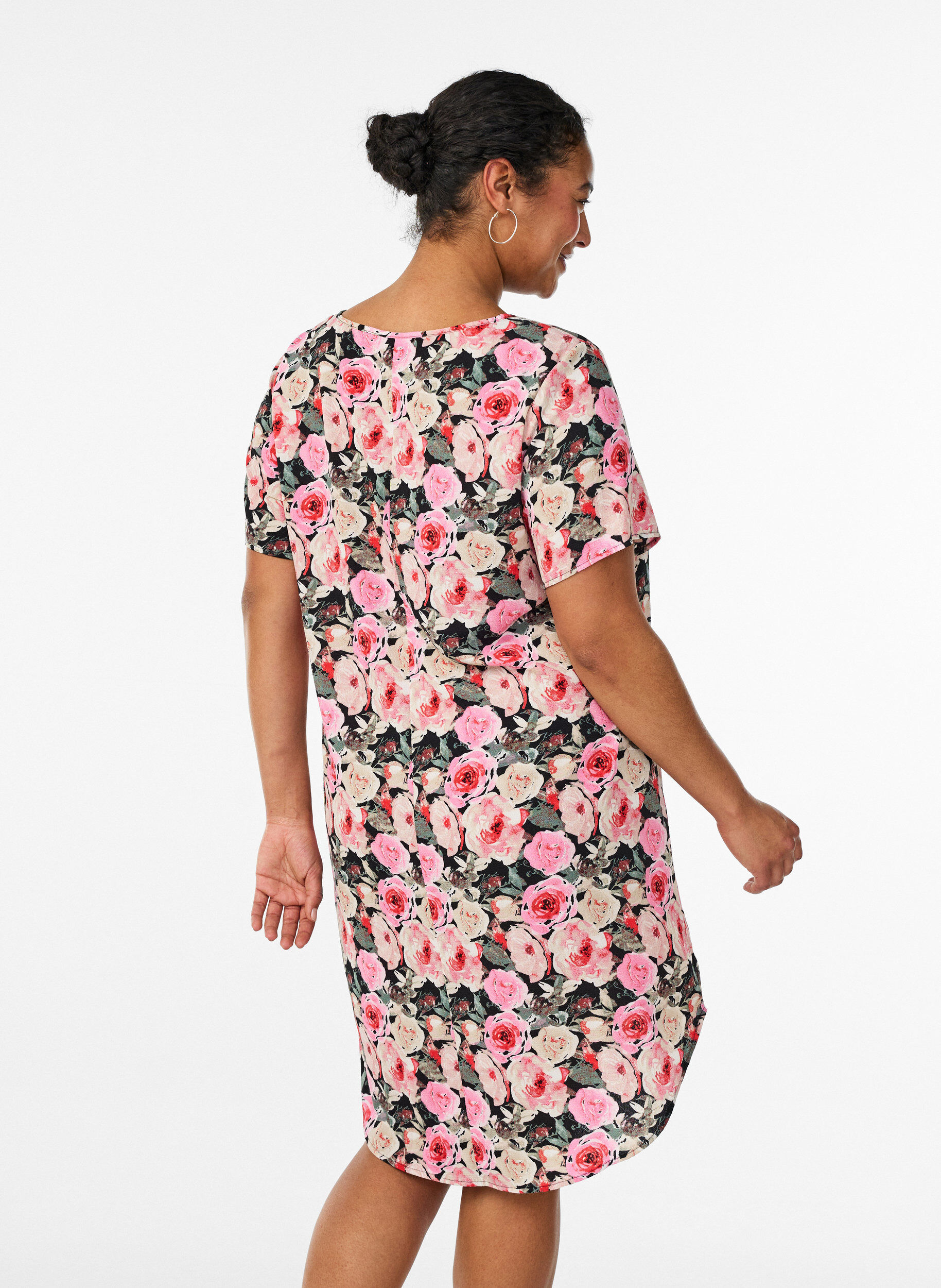 ZizziHemdblusenkleid aus Broderie Anglaise mit Bindeg&uuml;rtel, Schwarz, Model image number 2