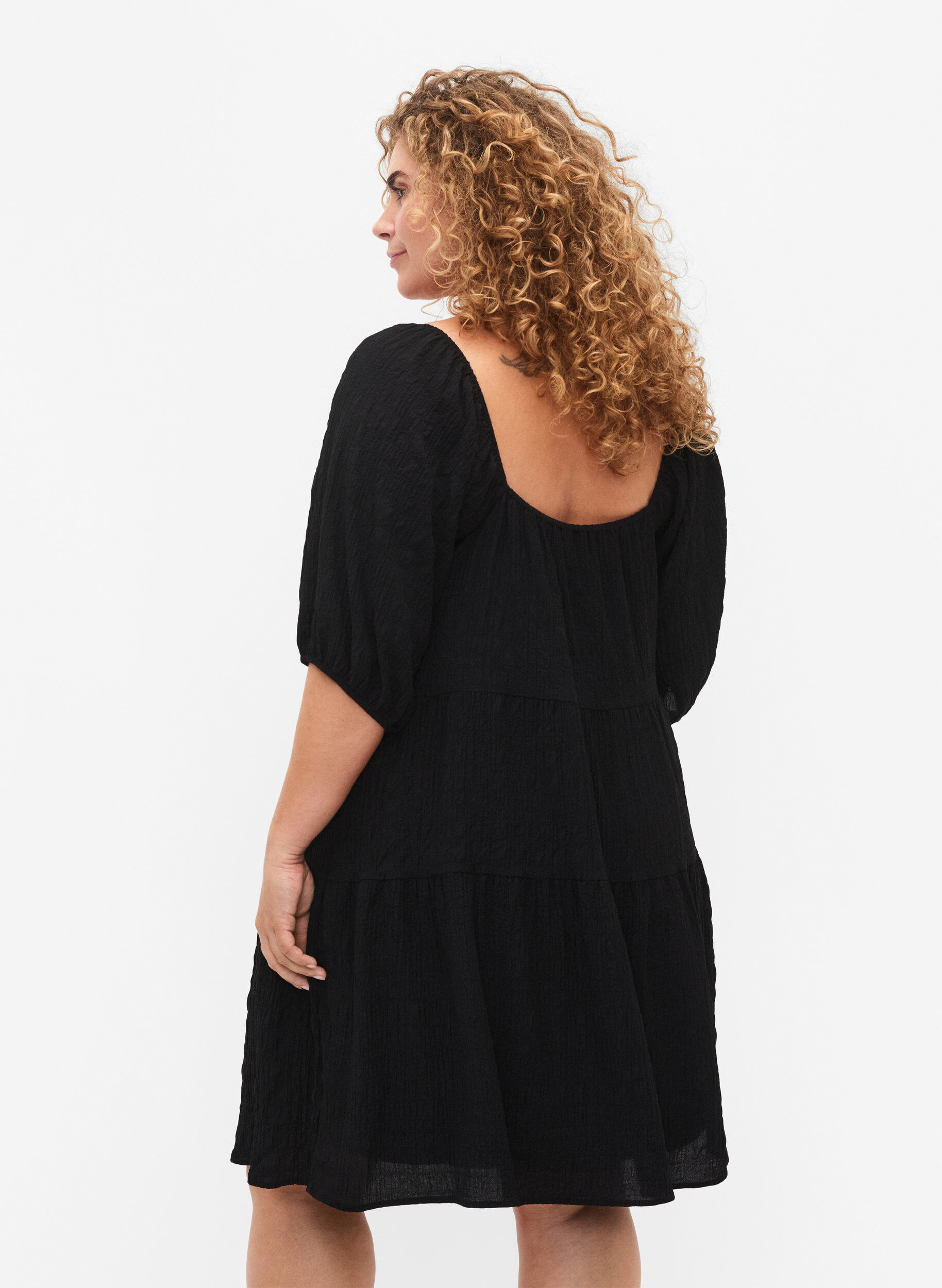 Zizzi A-f&ouml;rmiges kurzes Kleid mit V-Ausschnitt, Black, Model image number 1