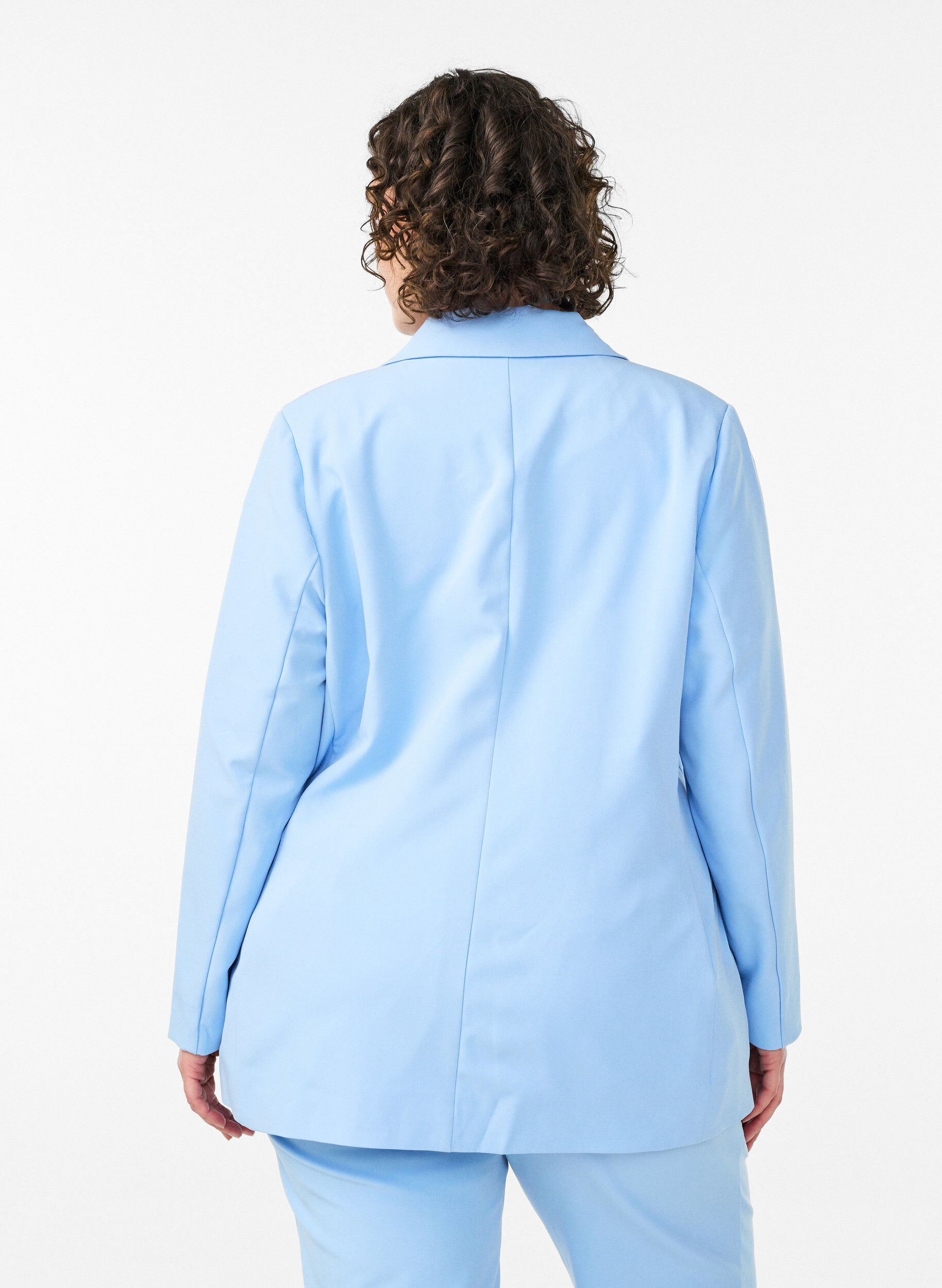 ZizziKlassischer Blazer mit Knopfverschluss, Blau, Model image number 2