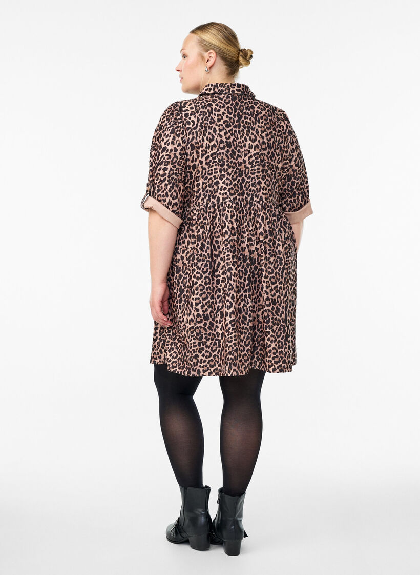 Kleid aus Samt mit Leopardenmuster, Braun, Model image number 2