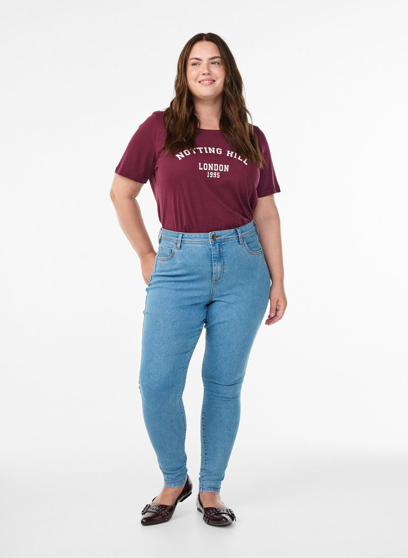 Jeans mit Super Slim Fit, Blau, Model image number 0