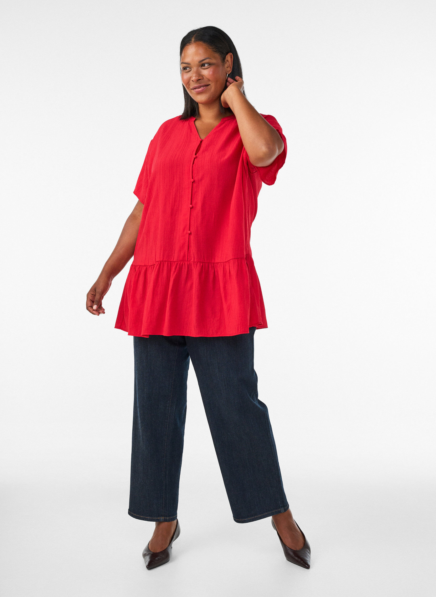ZizziLockere Tunika mit gekr&auml;uselter Struktur und R&uuml;schensaum, Rot, Model image number 1