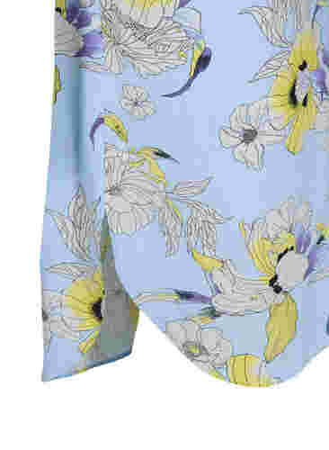 Lange Hemdbluse aus Viskose mit Blumenprint , Light Blue AOP, Packshot image number 3