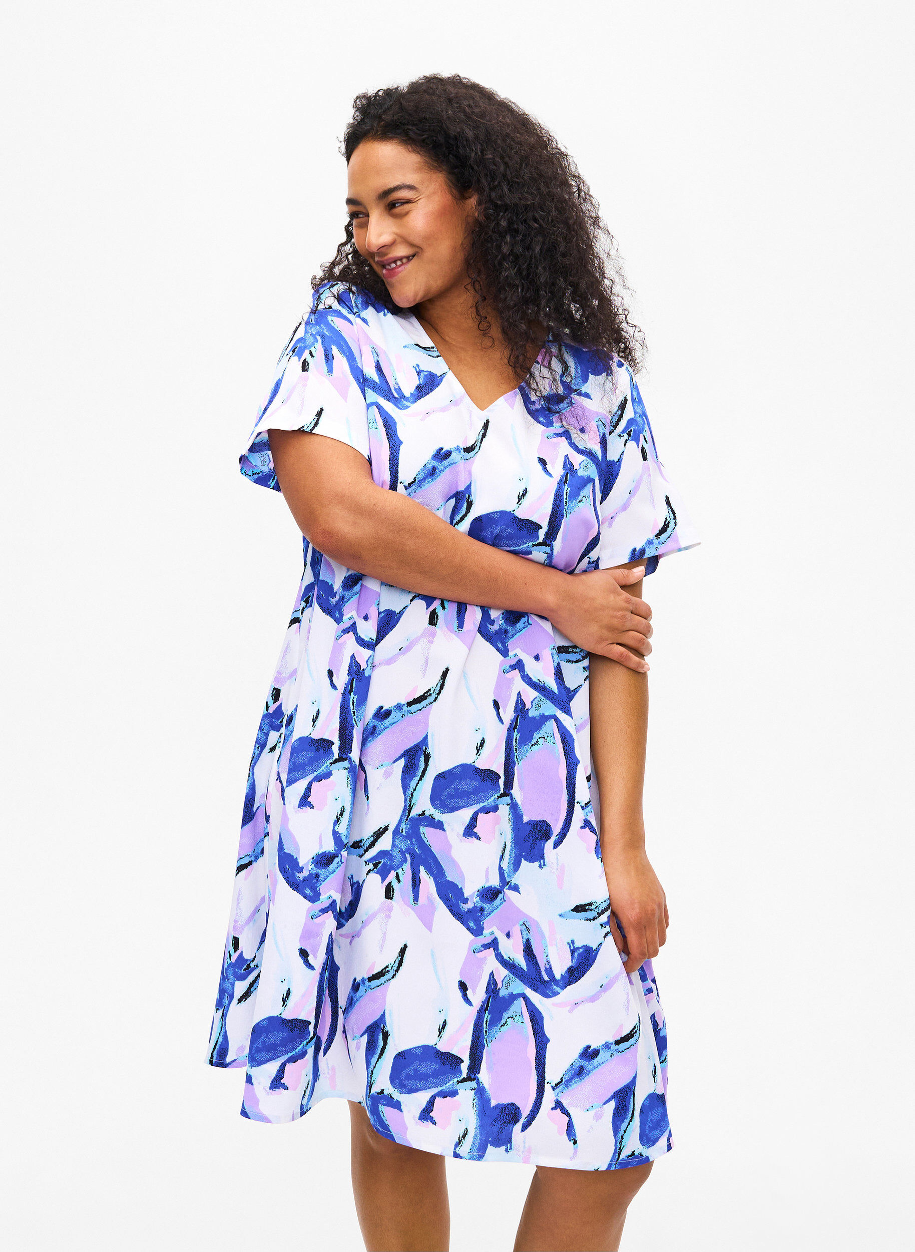 Zizzi FLASH &ndash; Kleid mit V-Ausschnitt und Aufdruck, Snow White Flower, Model image number 0